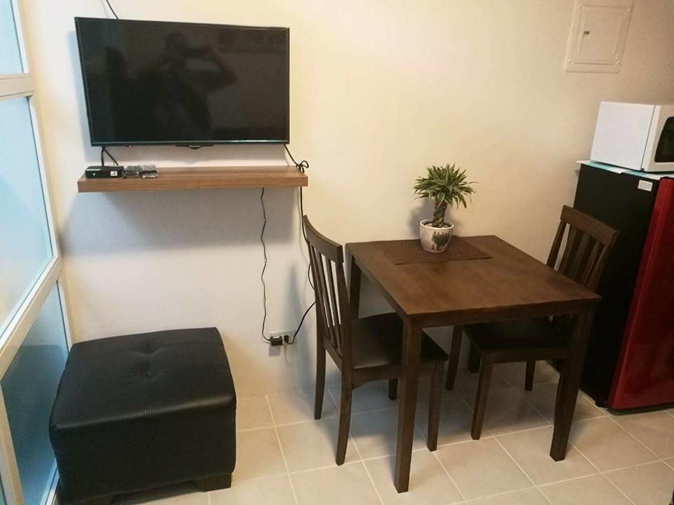 Aaa Condominium Tagaytay City Buitenkant foto